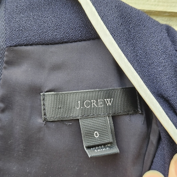 J. Crew navy tie-neck Italian wool crepe dress with flaw size 0 - Picture 4 of 8